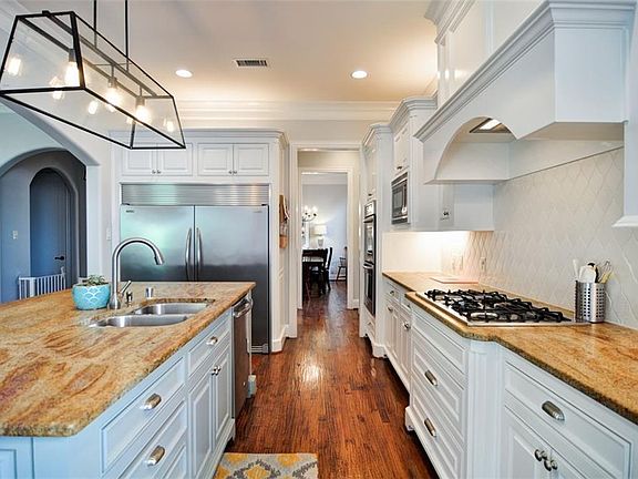 2nd image of 4522 Santa Barbara Dr