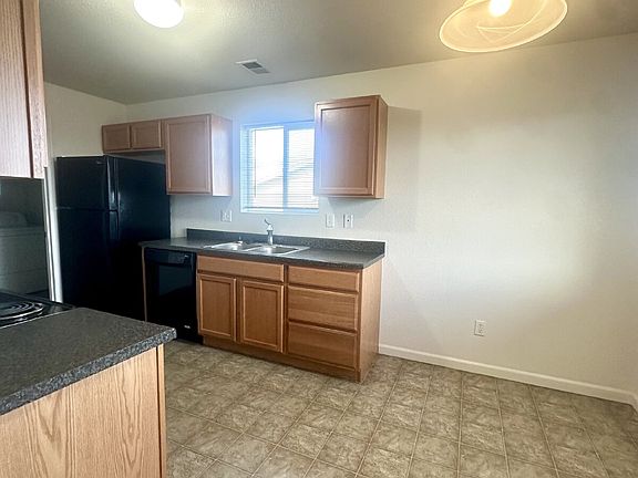 5th image of 204 Abby Rd APT 202