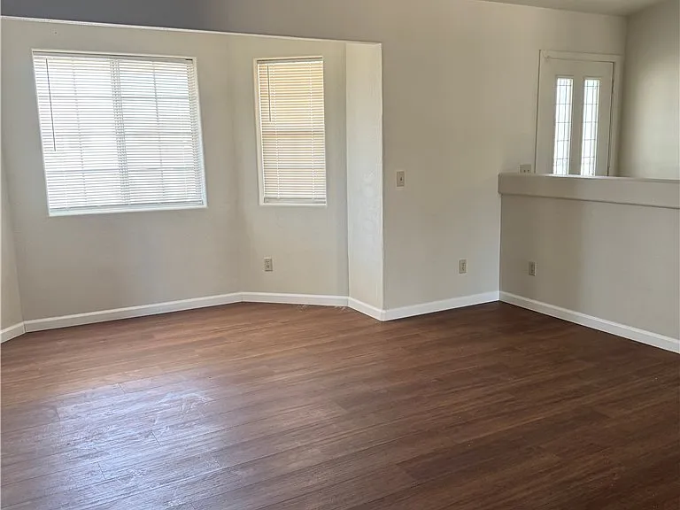 3790 Vanguard Ave — Photo 8