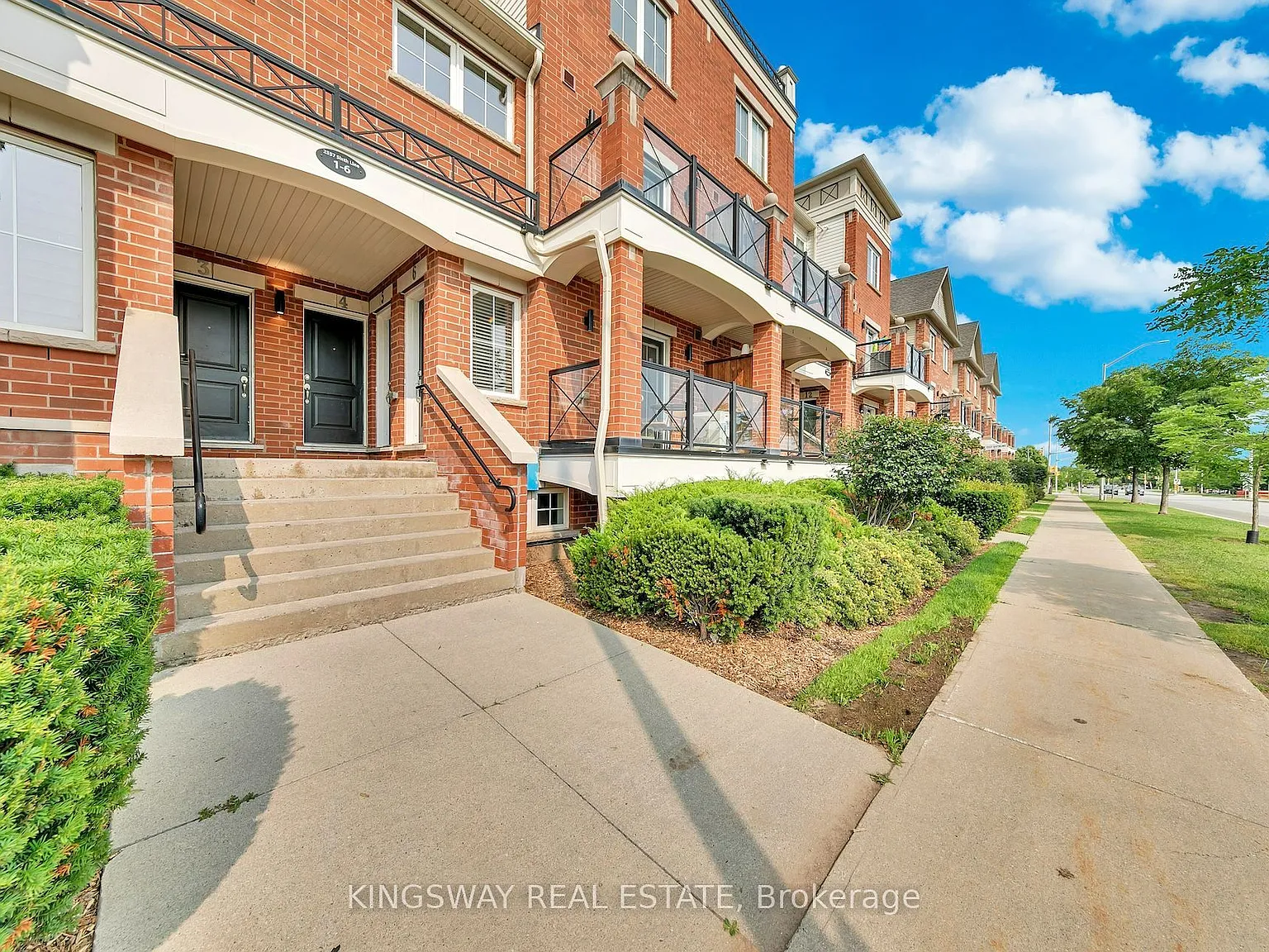 2 bed, $2,600 — Photo 2
