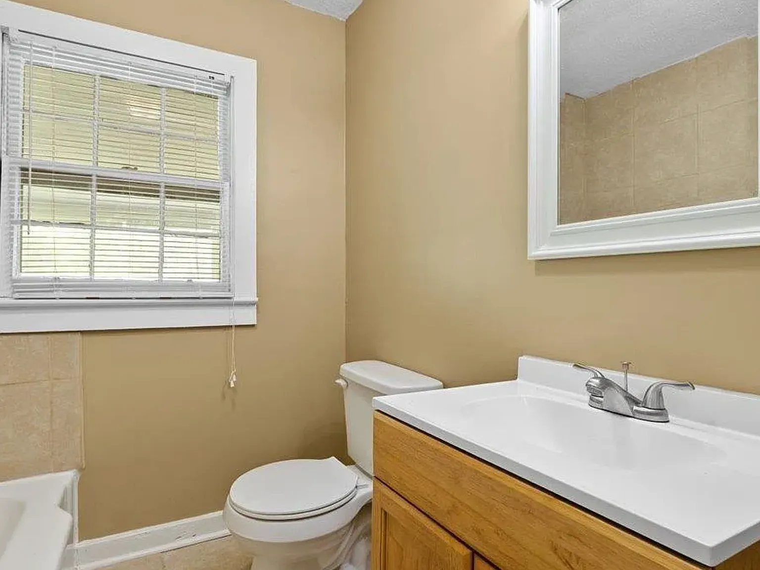 304 23rd Avenue Northeast - 1 — Photo 2