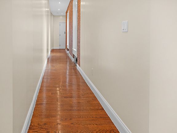 4th image of 321 W 94th St APT 6C