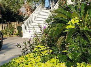 11 Coral Dr, Wrightsville Beach, NC 28480