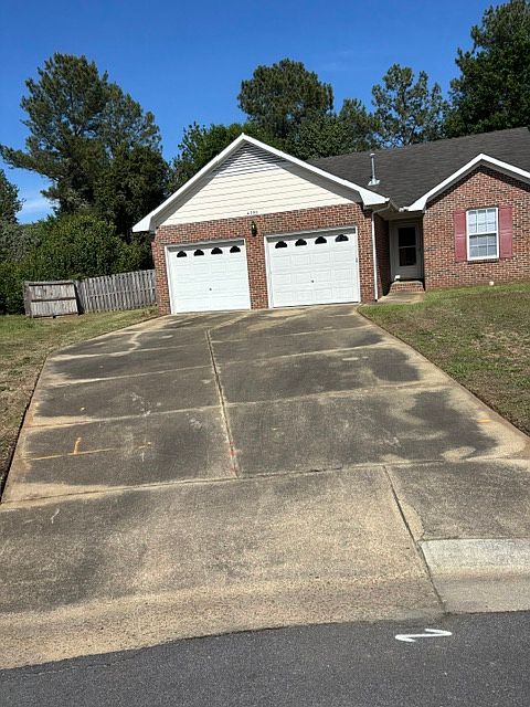 1st image of 6300 Foxglenn Dr