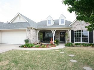 2004 W J St, Jenks, OK 74037
