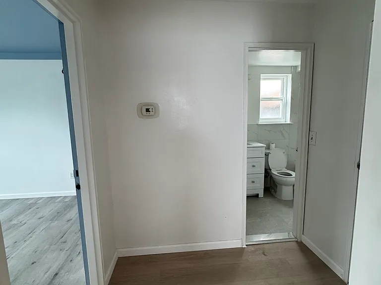 76 Berry Ave #1 — Photo 17