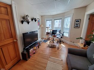 53 Columbia St APT 1L, Cambridge, MA 02139