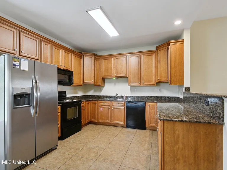 6147 Firestone St #D-1 — Photo 13