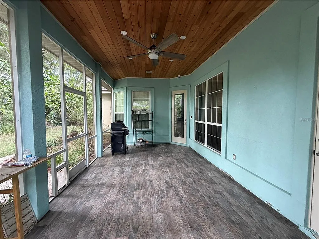 4 bed, 3.0 bath, 2616 sqft, $3,700 — Photo 4