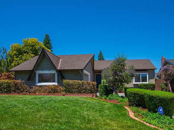 3rd image of 7645 Waterford Dr