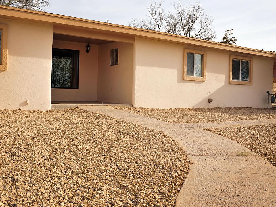 1st image of 2133 Calle De Suenos