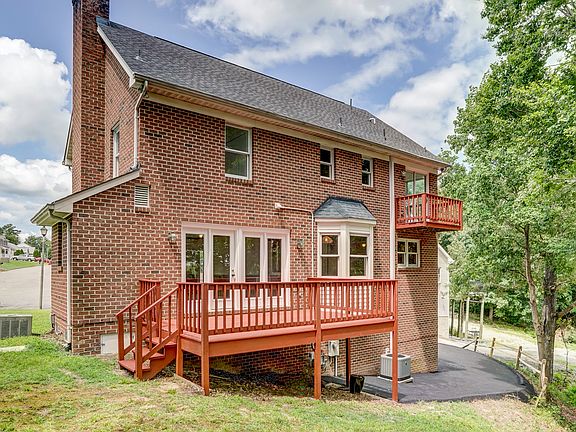 4th image of 356 Mallard Dr