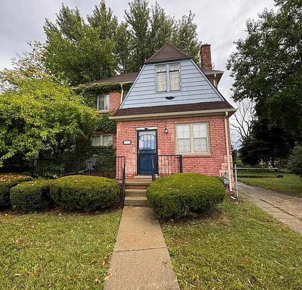 17376 Beland St — Photo 1