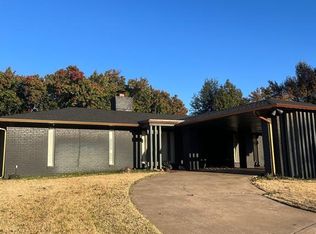 12136 Thorn Ridge Rd, Oklahoma City, OK 73120