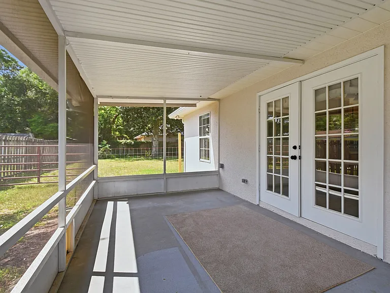 341 Shamrock Rd — Photo 27