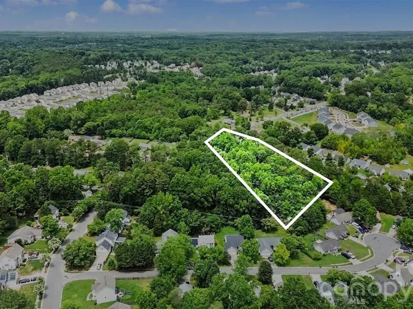 9300 Lawing School Rd, Charlotte, NC 28214