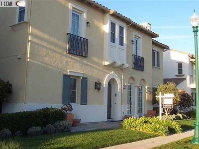 5 Pickrell Sq, Alameda, CA, 94501