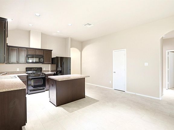 3rd image of 5427 Sunfall Bend Ln