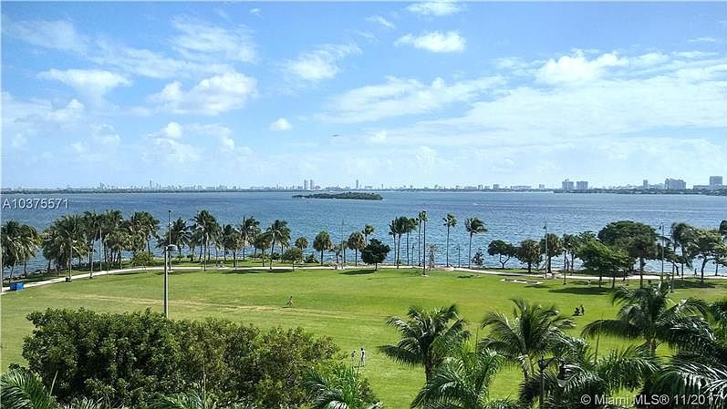 1st image of 1900 N Bayshore Dr #904