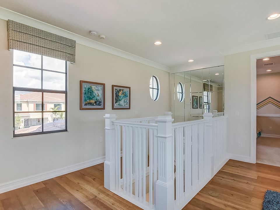 Second floor landing