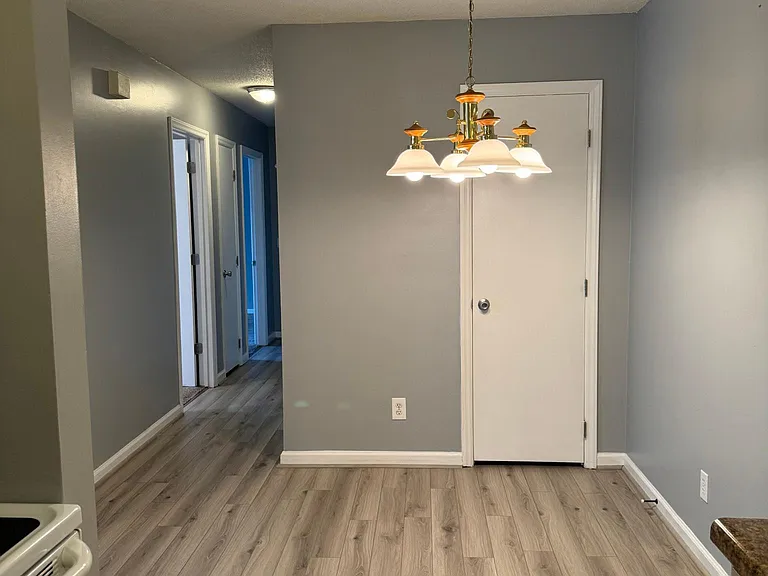 5661 Hornaday Rd #H — Photo 15