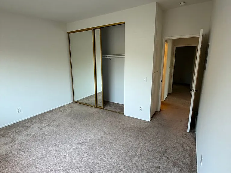 4609 Ellenwood Dr — Photo 13