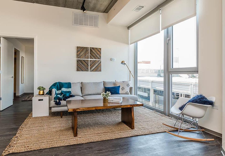 1st image of 527 3rd St APT 206