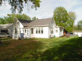 712 Lincoln St, Brookfield, MO 64628