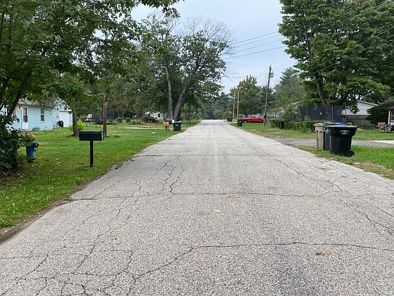 4th image of 5052 Reo Ave