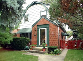 5240 Greenwood St, Skokie, IL 60077