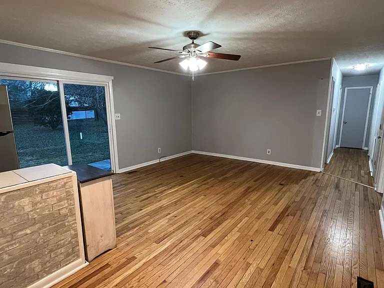 6606 Bonnie Bell Ln — Photo 11