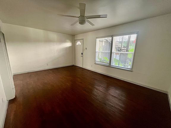 3rd image of 1246 E 2nd St APT 5