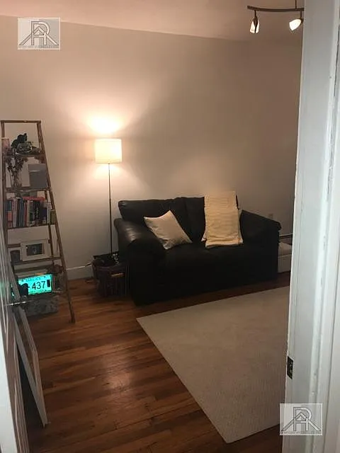 8 Ransom Rd #12