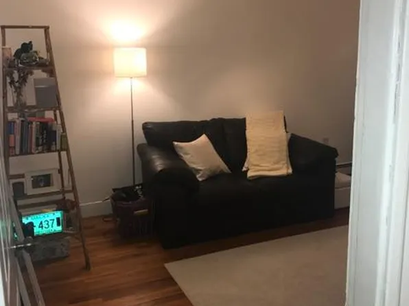 8 Ransom Rd, Brighton, MA