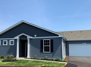 6487 Juniper Dr, Wonder Lake, IL 60097