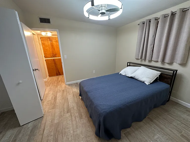 2821 E Presidio Rd — Photo 18