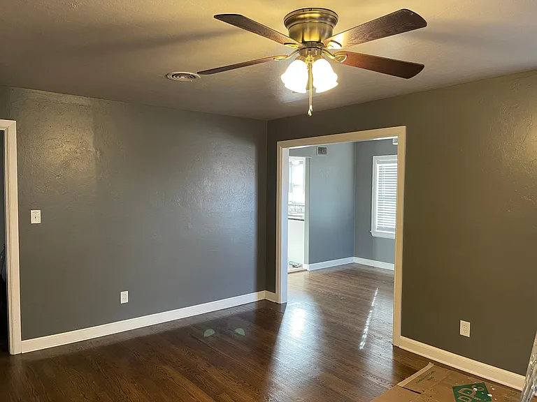 732 NW 53rd St — Photo 11