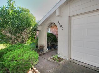 2807 Quiet Meadows Dr, Houston, TX 77067