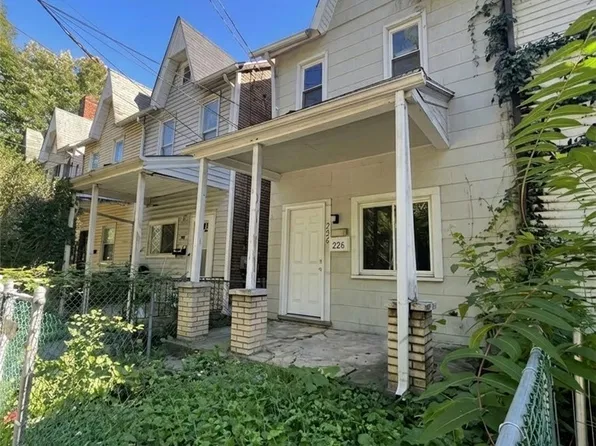 226 Flowers Ave, Pittsburgh, PA 15207