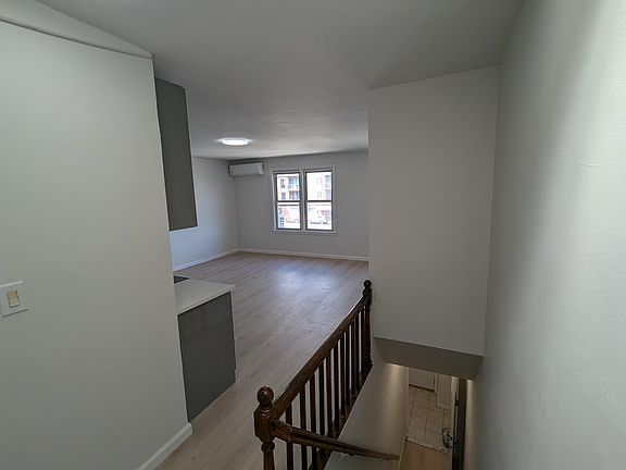 4th image of 60-47 Woodhaven Blvd #3