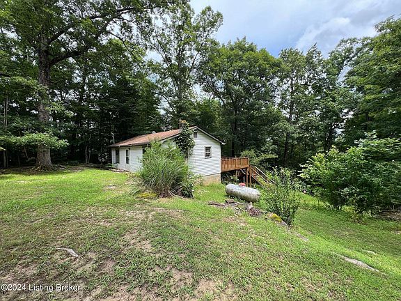 4th image of 318 Woodland Dr