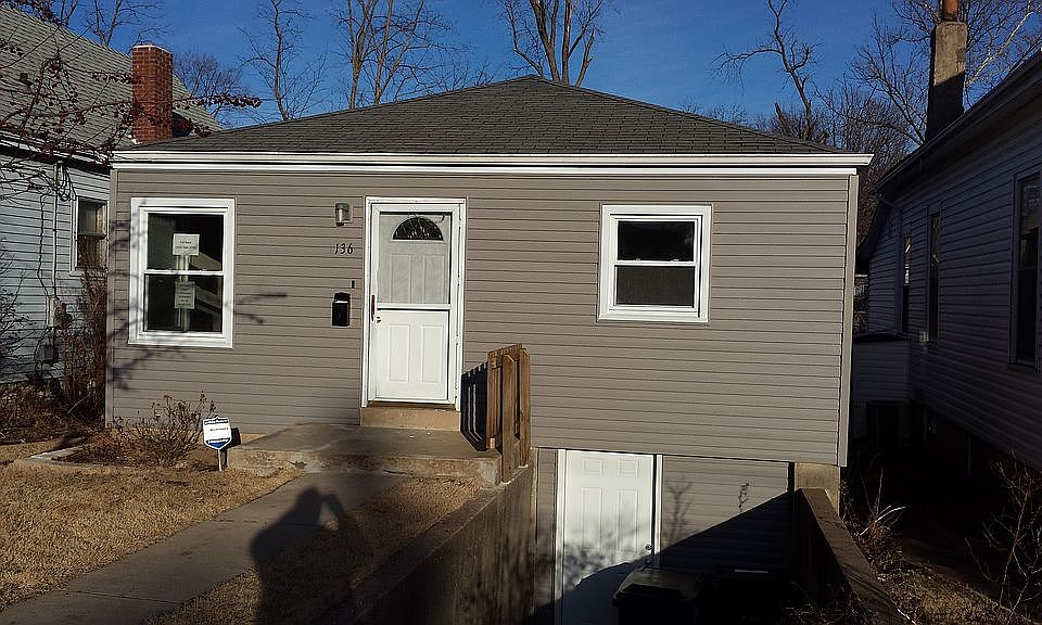 1st image of 136 Cunningham Ave