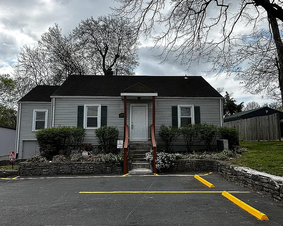 183 Thompson Ln