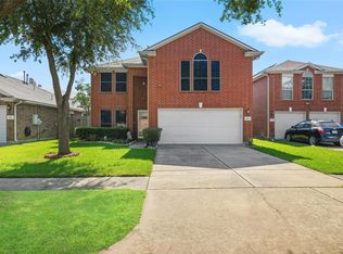 7027 Waveland Dr, Houston, TX 77072