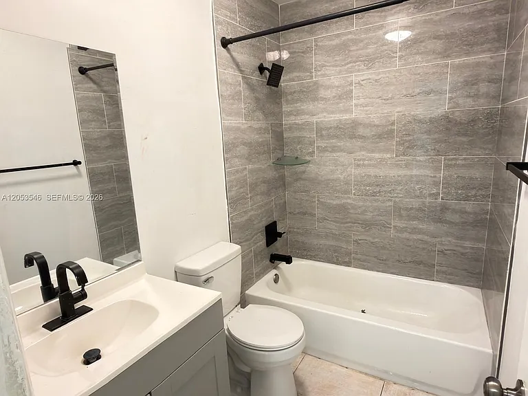 6822 SW 130th Ave #2 — Photo 16