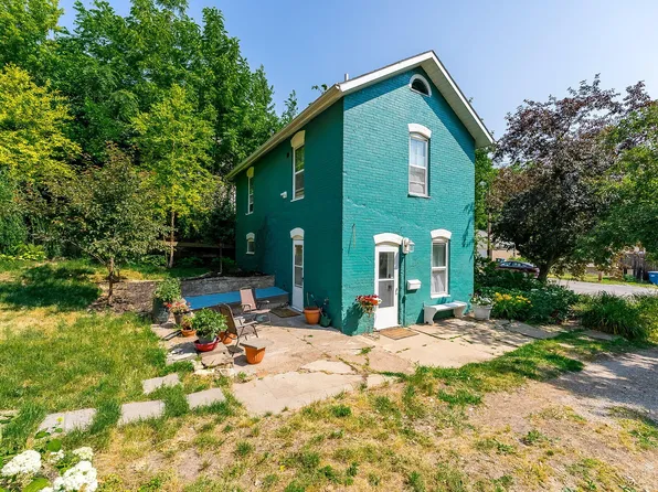 815 Fuller St, Muscatine, IA 52761