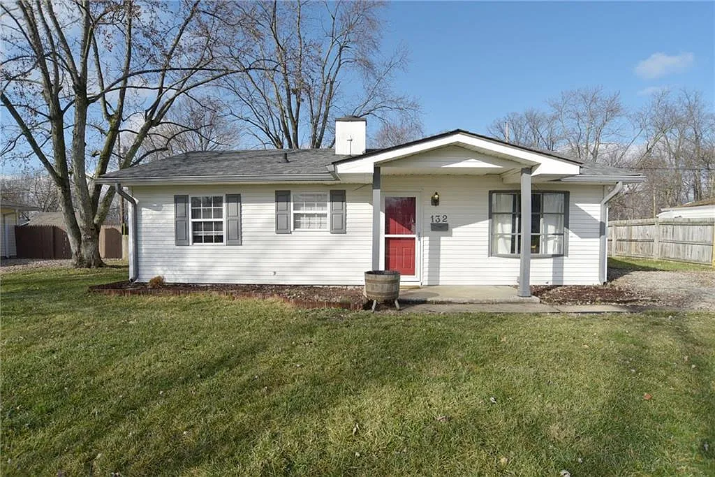 132 Bradford Pl photo 1