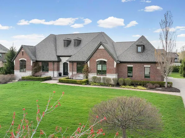 61657 Cotswold Dr, Washington, MI 48094