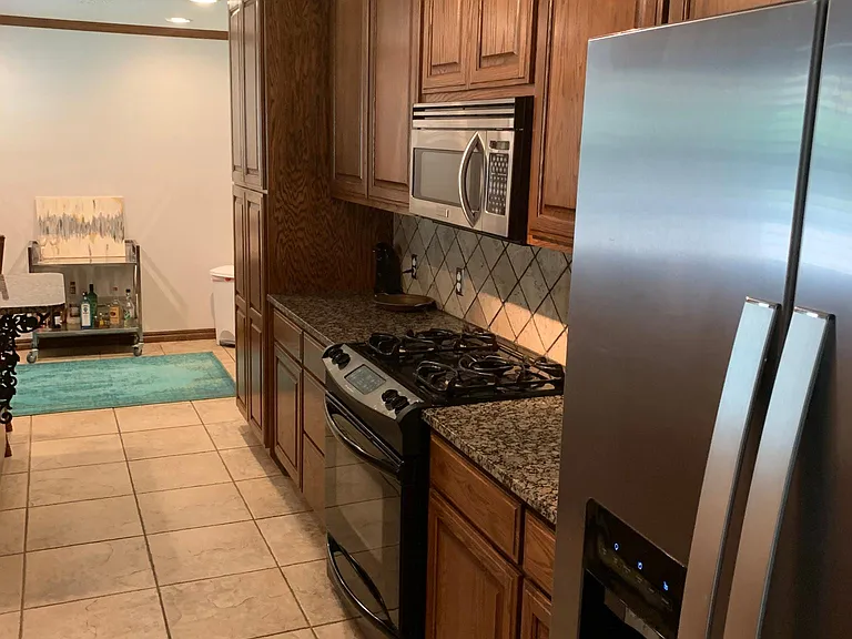 821 S Berry Rd — Photo 8