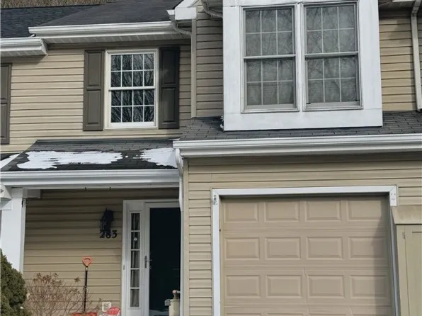 283 Commons Dr, Oakmont, PA 15139